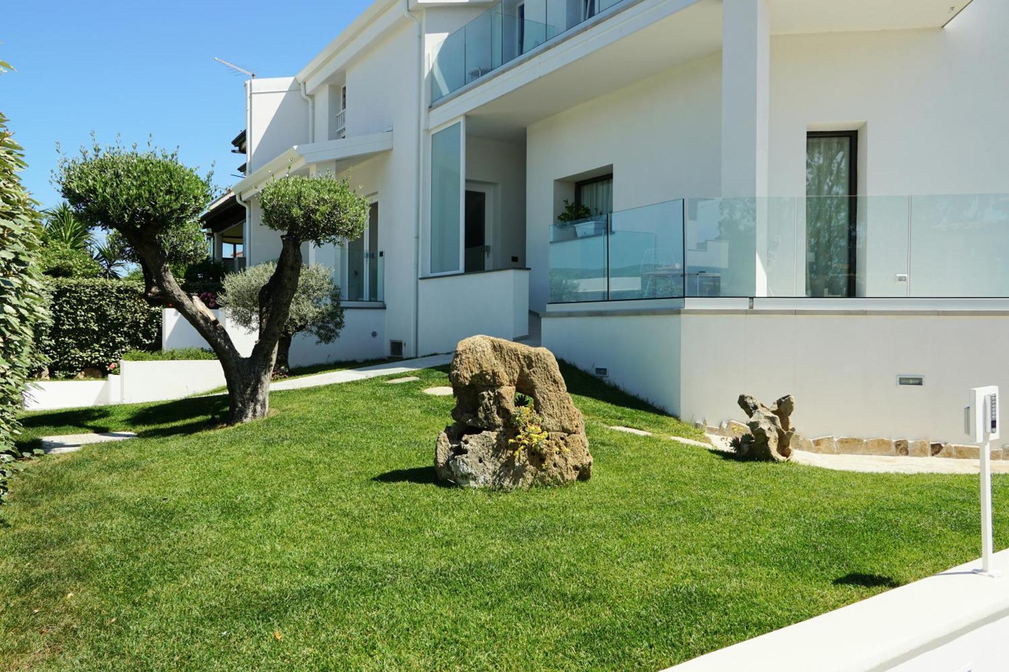 Chic & Charme Luxury Rooms Olbia Esterno foto